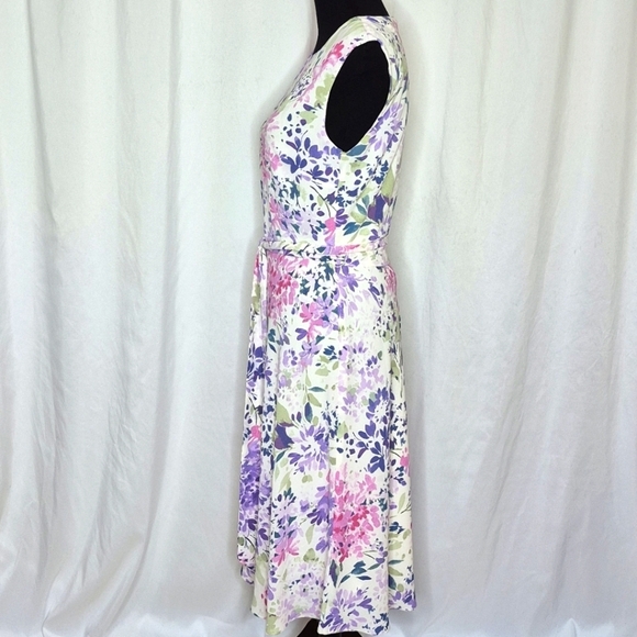 Lauren Ralph Lauren Floral Belted Bubble Crepe Dress - Size 4 - Picture 5 of 14